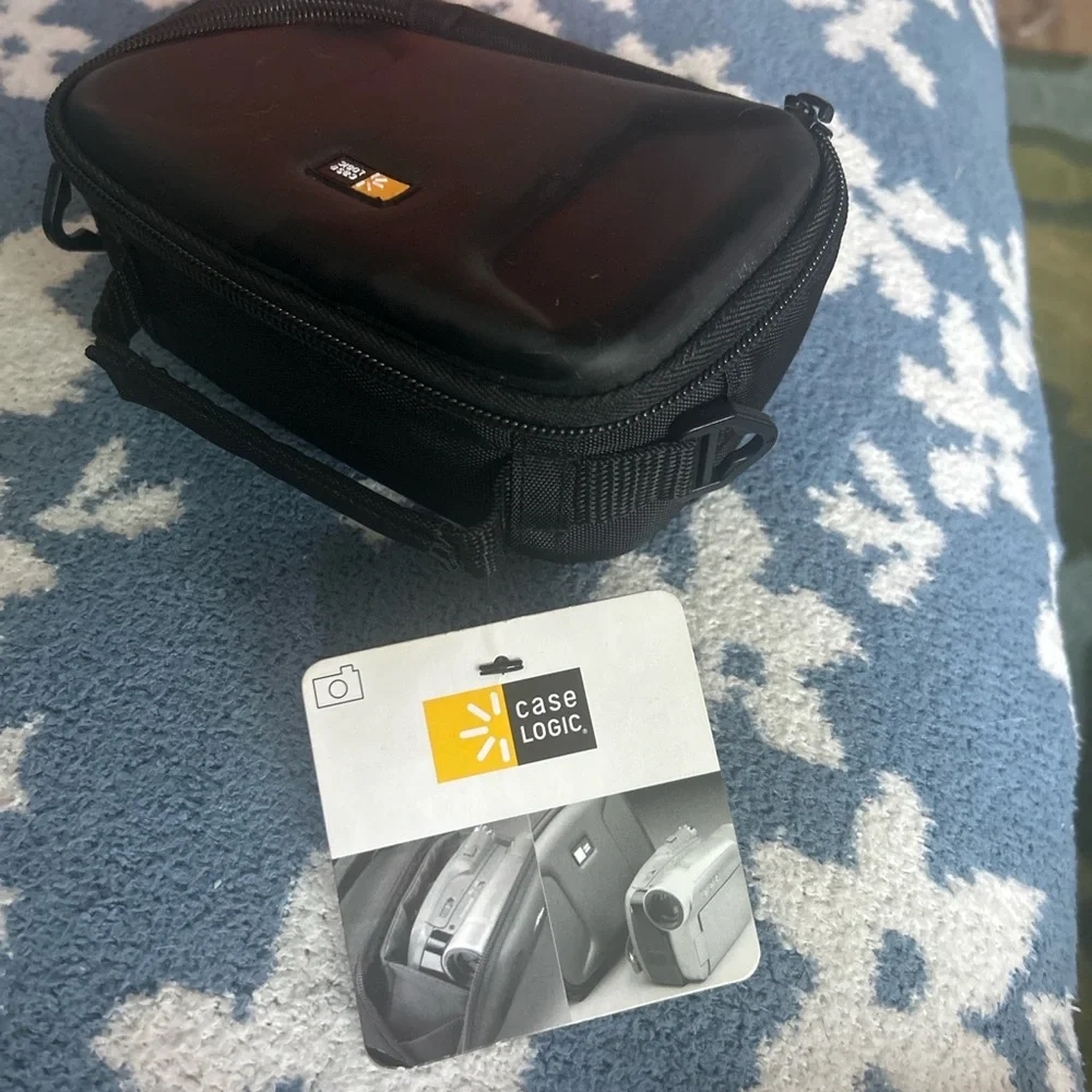 Black Case Logic hard Case